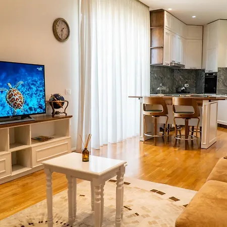 Signature 12 Apartment *