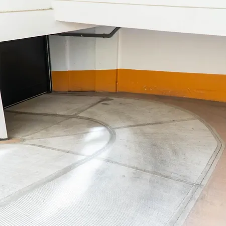 Apartment Signature 12 *