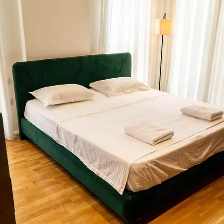 Signature 12 Apartment